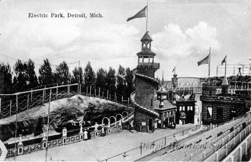 Postcard - Electric Park, Detroit, Mich.