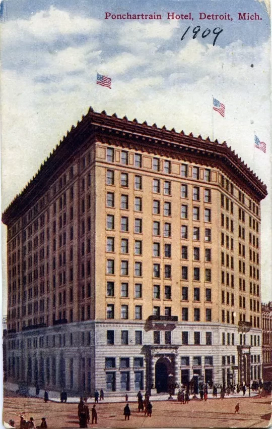 Postcard - Pontchartrain Hotel, Detroit, Mich.