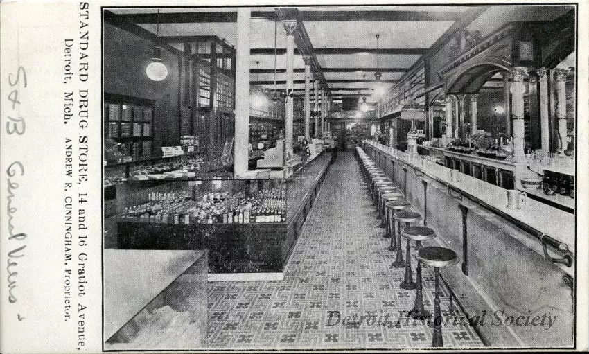 Postcard - Standard Drug Store, 14 and 16 Gratiot Avenue, Detroit, Mich. Andrew R. Cunningham, Proprietor.