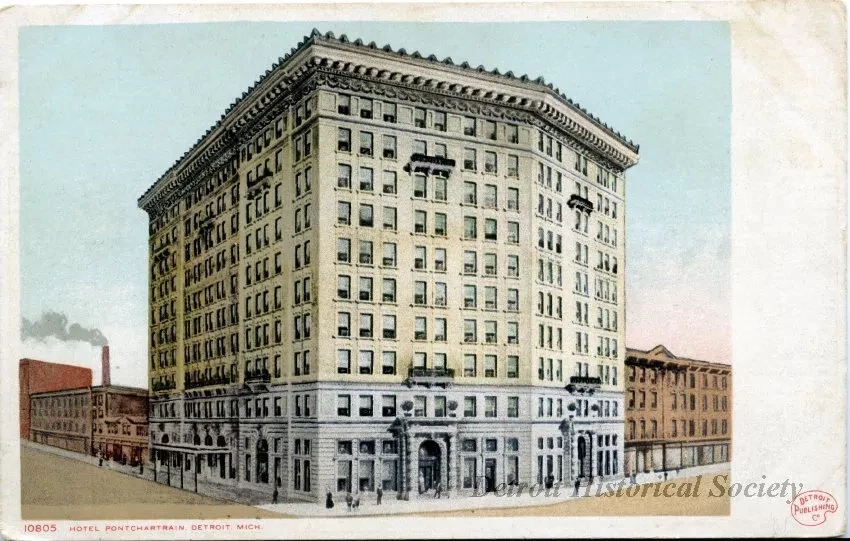 Postcard - Hotel Pontchartrain, Detroit, Mich.