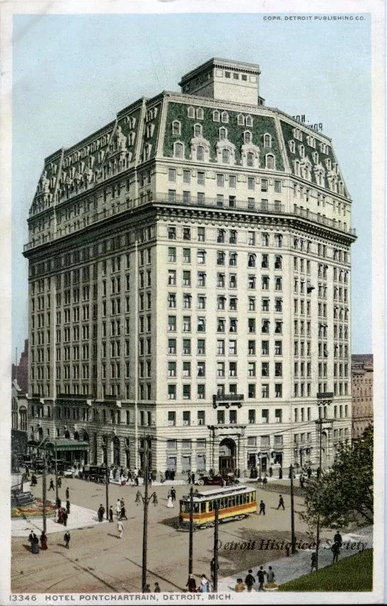 Postcard - Hotel Pontchartrain, Detroit, Mich.