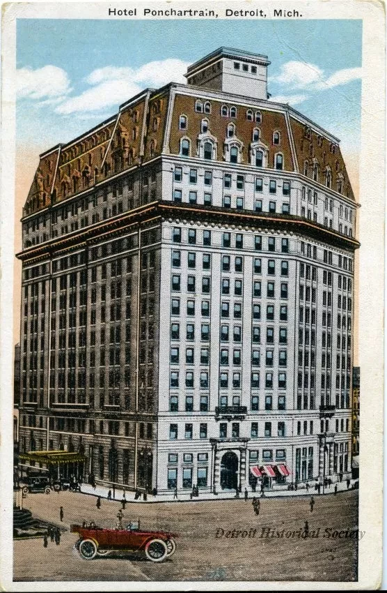 Postcard - Hotel Pontchartrain, Detroit, Mich.