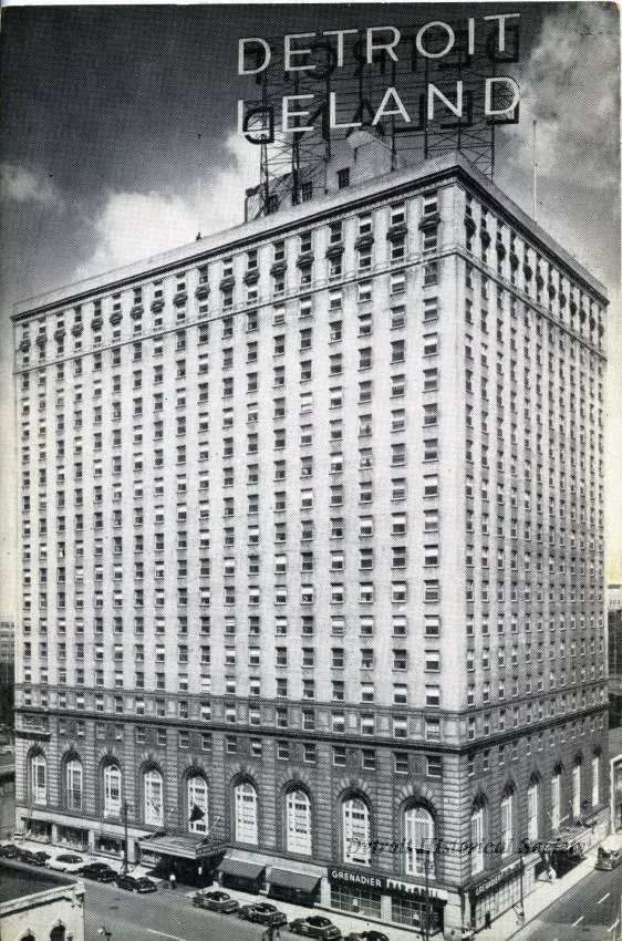 Postcard - Detroit - Leland Hotel