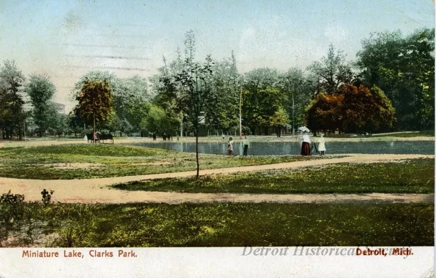 Postcard - Miniature Lake, Carks Park