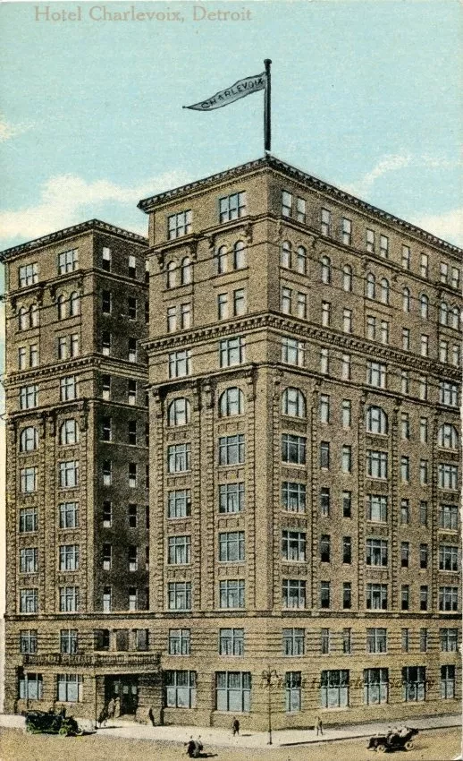 Postcard - Hotel Charlevoix, Detroit - Hotel Charlevoix, Detroit