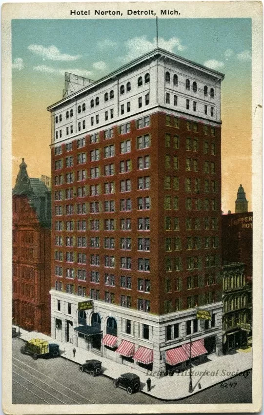 Postcard - Hotel Norton, Detroit, Mich. - Hotel Norton, Detroit, Mich.