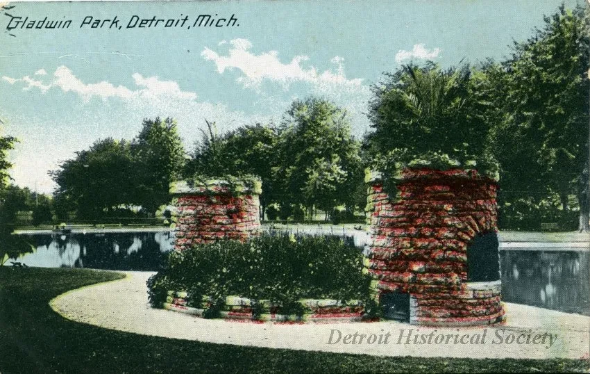 Postcard - Gladwin Park, Detroit, Mich.