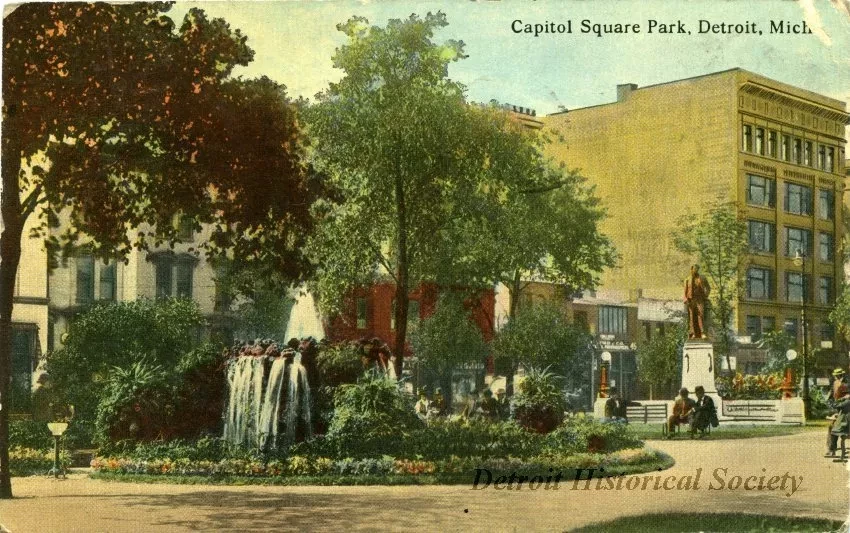 Postcard - Capitol Square Park, Detroit, Mich.