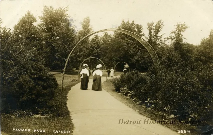 Postcard - Palmer Park, Detroit