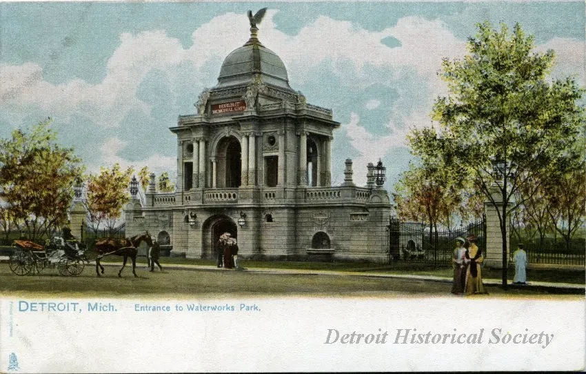 Postcard - Detroit, Mich. Entrance to Waterworks Park.