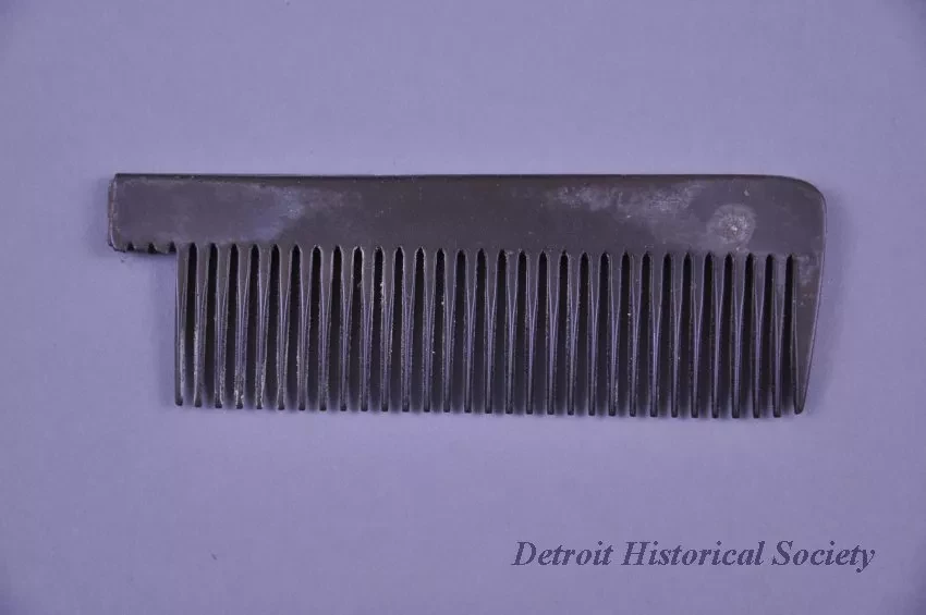 Comb