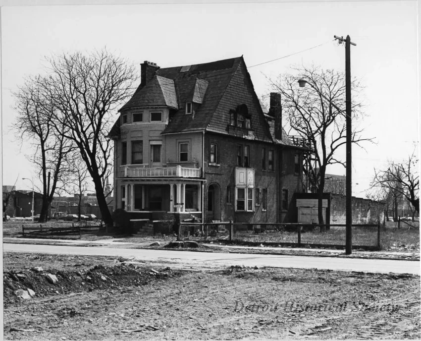 Print, Photographic - 544 Fredrick, front of house