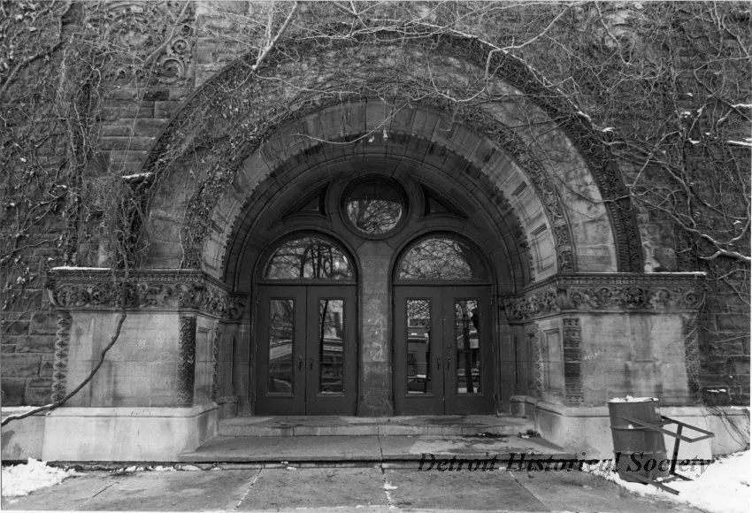 Print, Photographic - Old Main, Cass Entrance