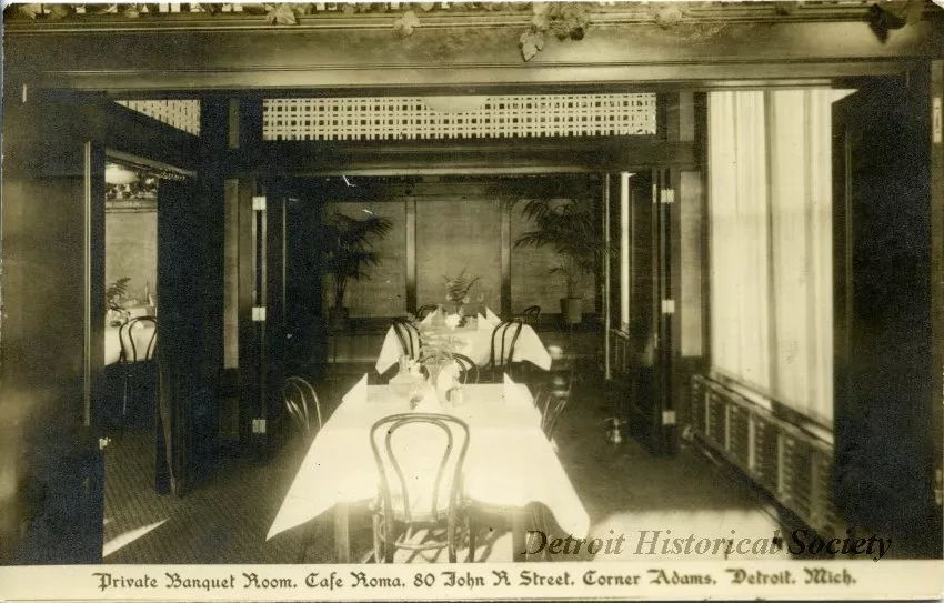 Postcard - Private Banquet Room, Cafe Roma, 80 John R Street, Corner Adams, Detroit, Mich.