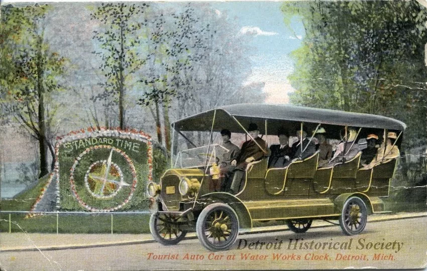 Postcard - Tourist Auto Car at Water Works Park, Detroit, Mich.