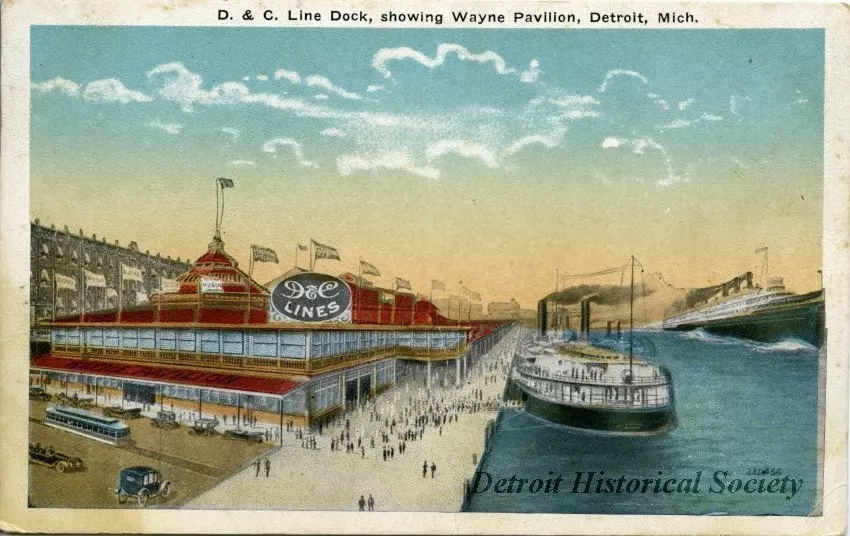 Postcard - D. & C. Line Dock, showing Wayne Pavilion, Detroit, Mich.