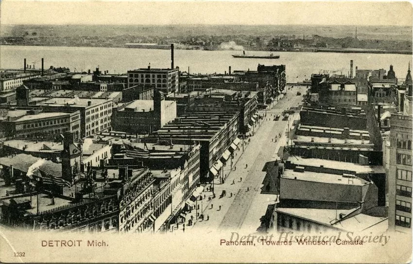 Postcard - Detroit, Mich. Panoram, Towards Windsor, Canada