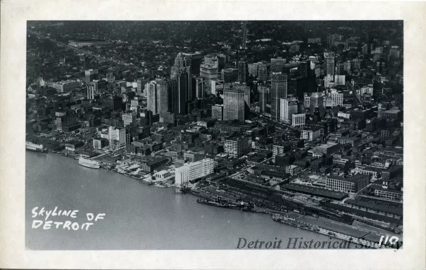Postcard - Skyline of Detroit