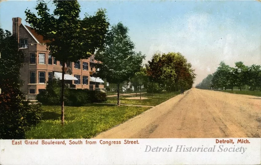 Postcard - East Grand Boulevard, South from Congress Street. Detroit, Mich.