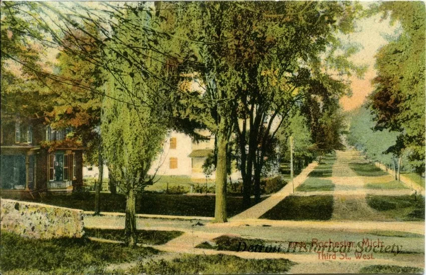 Postcard - Rochester, Mich. Third St., West.