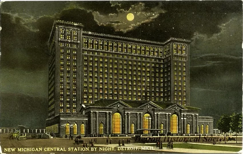Postcard - New Michigan Central Station by Night, Detroit, Mich.