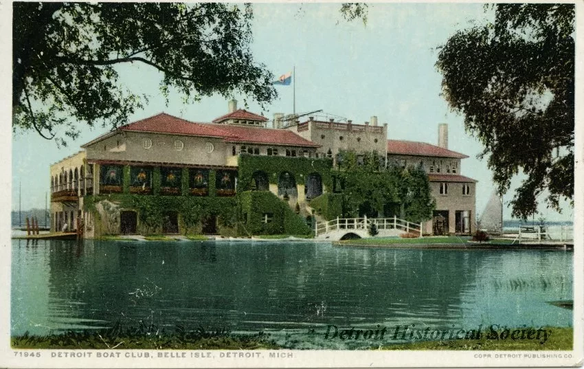 Postcard - Detroit Boat Club, Belle Isle, Detroit, Mich.