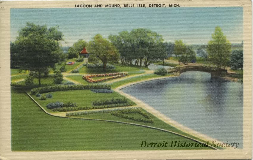 Postcard - Lagoon and Mound, Belle Isle, Detroit, Mich.