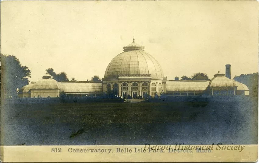 Postcard - Conservatory, Belle Isle, Detroit, Mich.