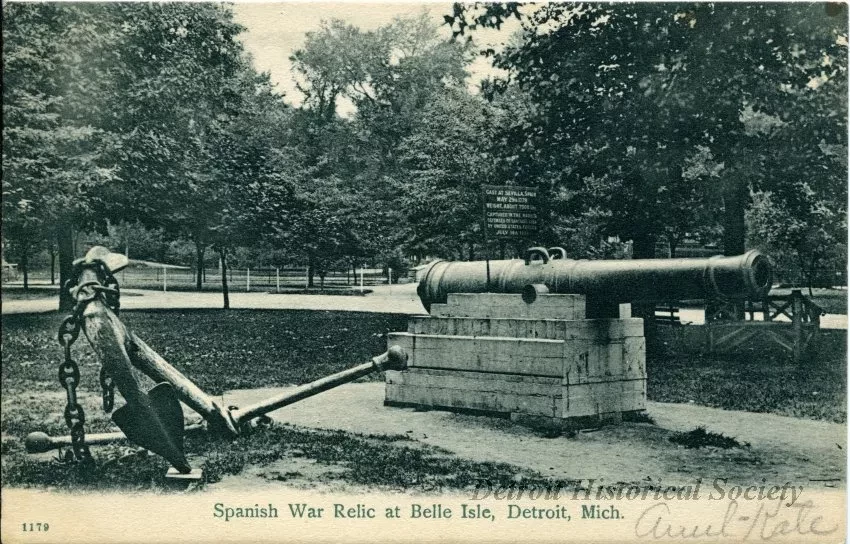 Postcard - Spanish War Relic at Belle Isle, Detroit, Mich.