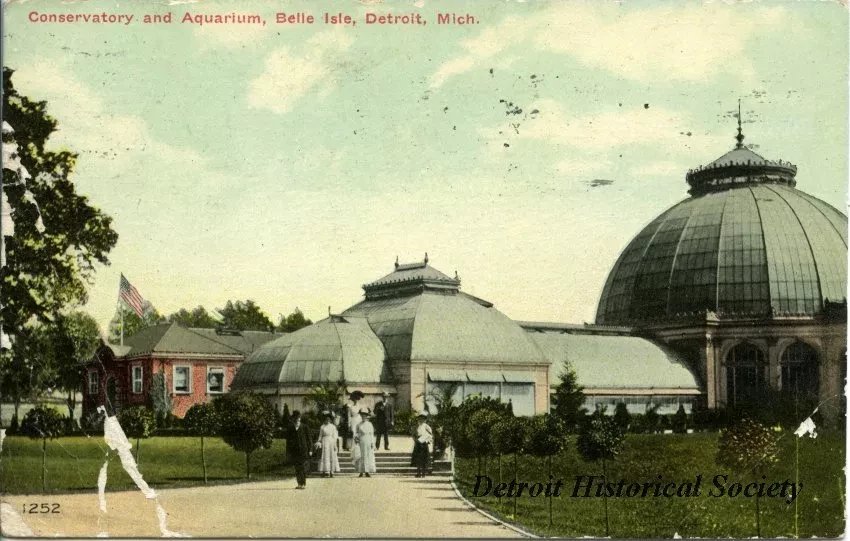 Postcard - Conservatory and Aquarium, Belle Isle, Detroit, Mich.