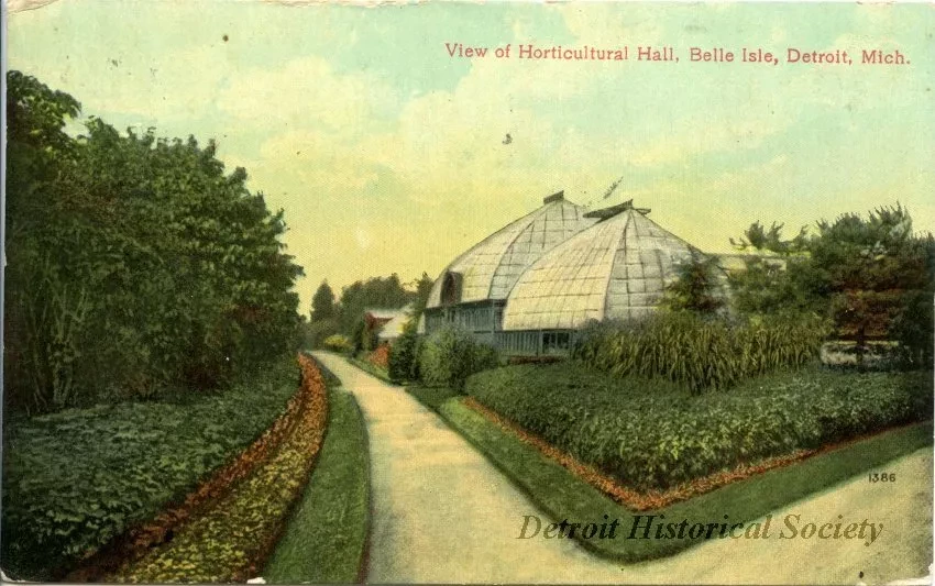 Postcard - View of Horticultural Hall, Belle Isle, Detroit, Mich.