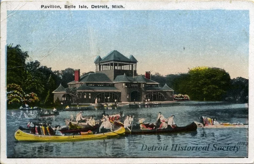 Postcard - Pavilion, Belle Isle, Detroit, Mich.