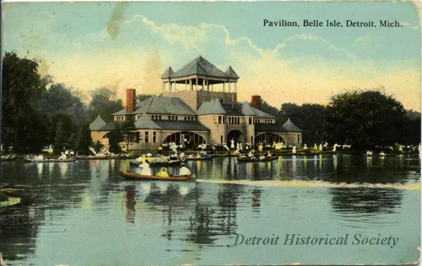 Postcard - Pavilion, Belle Isle, Detroit, Mich.