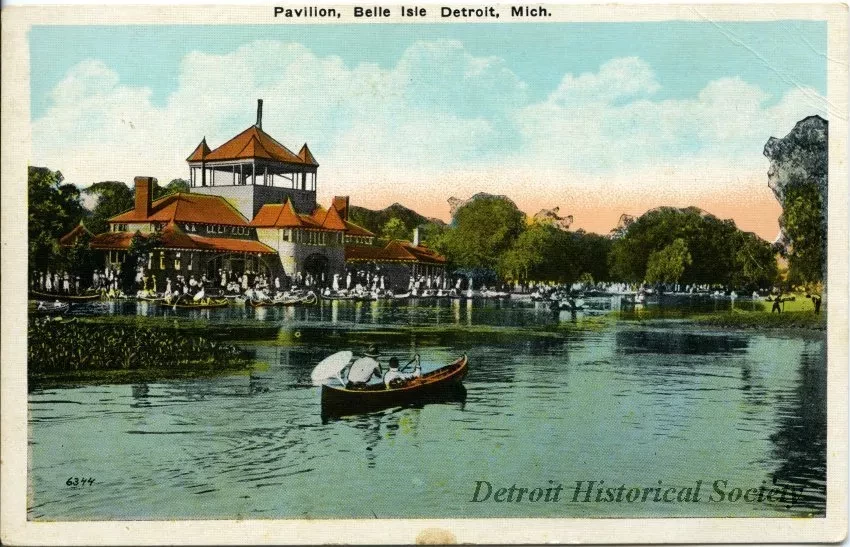 Postcard - Pavilion, Belle Isle, Detroit, Mich.