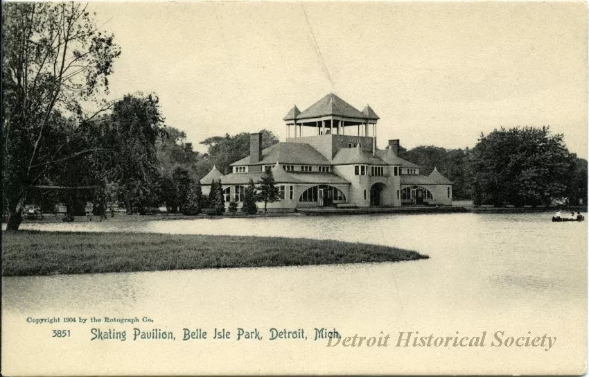 Postcard - Skating Pavilion, Belle Isle Park, Detroit, Mich.