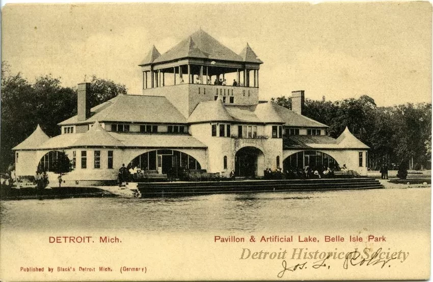 Postcard - Detroit, Mich. Pavilion & Artificial Lake, Belle Isle Park