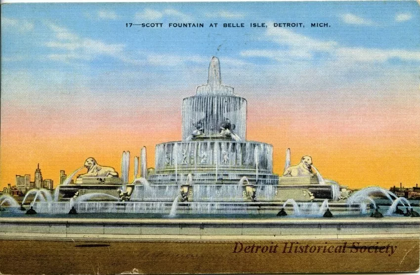 Postcard - Scott Fountain at Belle Isle, Detroit, Mich.
