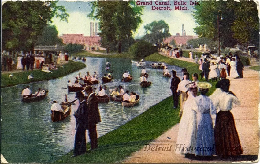 Postcard - Grand Canal, Belle Isle, Detroit, Mich.