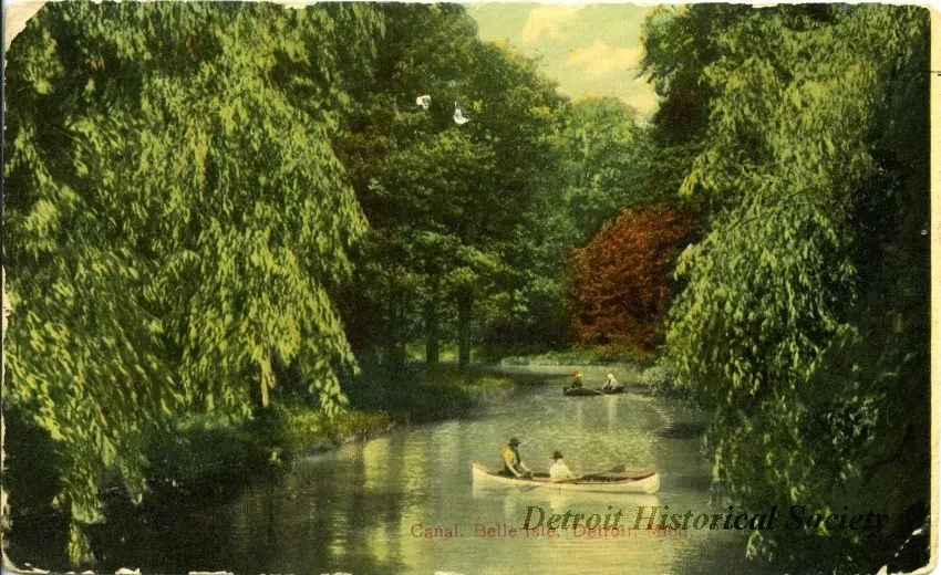 Postcard - Canal, Belle Isle, Detroit, Mich.