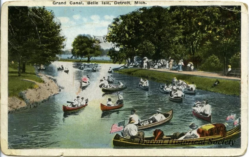 Postcard - Grand Canal, Belle Isle, Detroit, Mich.