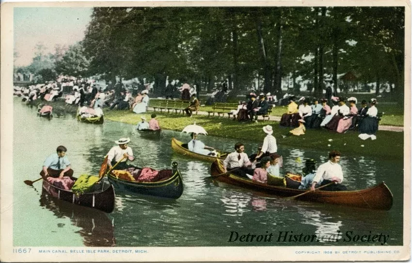 Postcard - Main Canal, Belle Isle Park, Detroit, Mich.