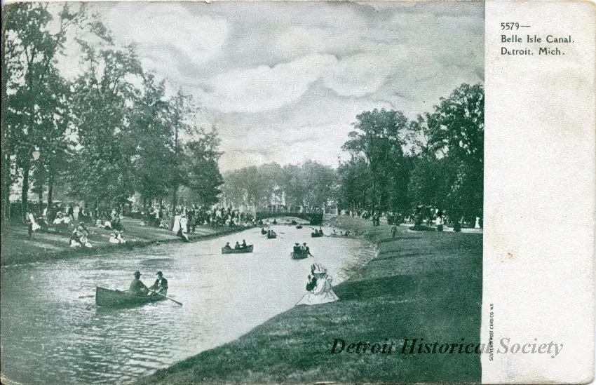 Postcard - Belle Isle Canal, Detroit, Mich.