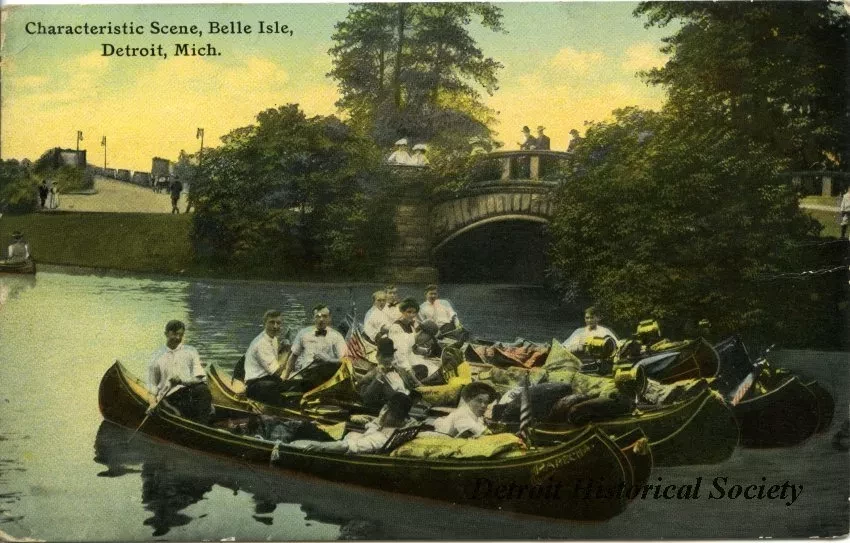 Postcard - Characteristic Scene, Belle Isle, Detroit, Mich.