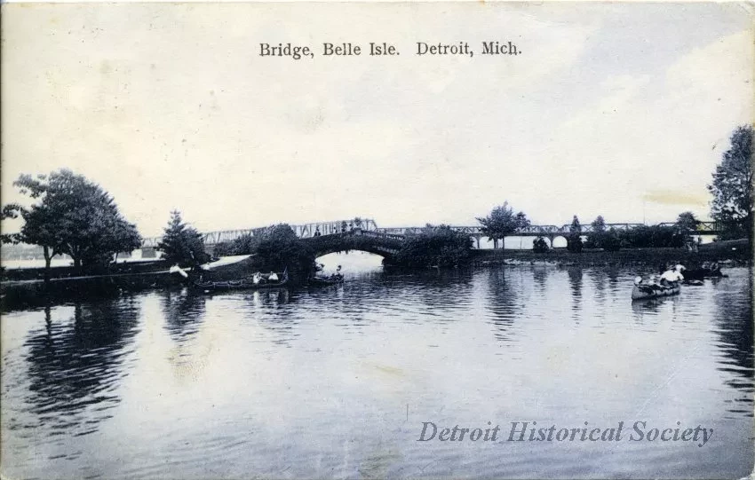 Postcard - Bridge, Belle Isle, Detroit, Mich.