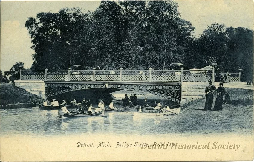 Postcard - Detroit, Mich. Bridge Scene, Belle Isle.