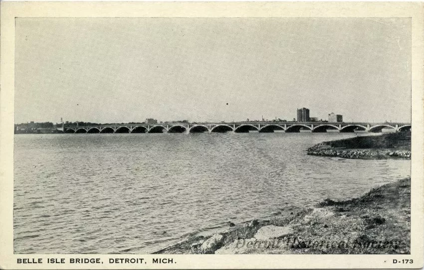 Postcard - Belle Isle Bridge, Detroit, Mich.
