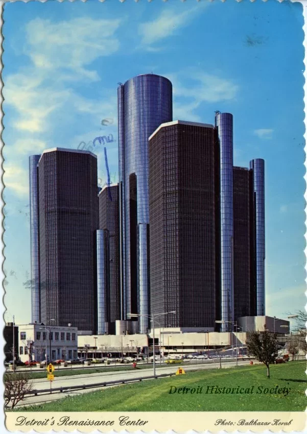 Postcard - Detroit's Renaissance Center