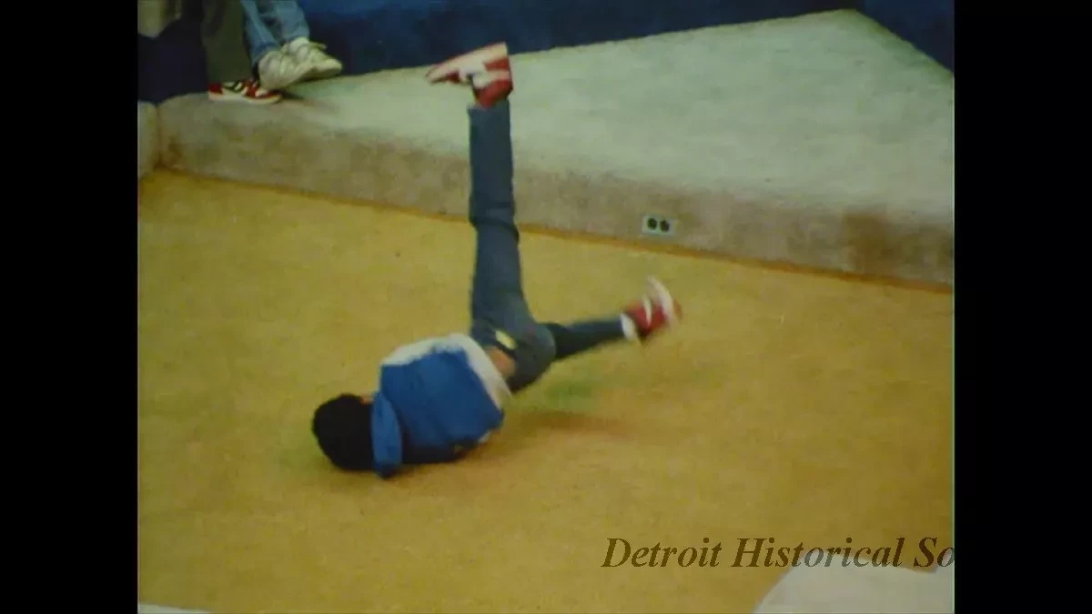 Film, Motion Picture - Community Centers
"Neighborhoods" Rolls 6 & 7
2 Rolls Workprint