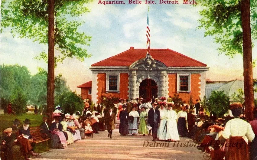 Postcard - Aquarium, Belle Isle, Detroit, Mich.