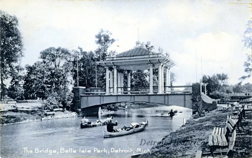 Postcard - The Bridge, Belle Isle Park, Detroit, Mich.